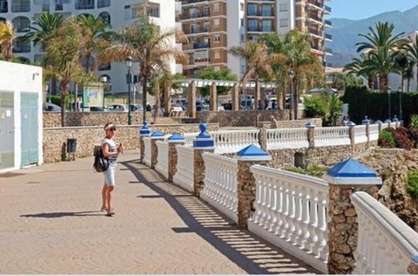 Apartamento Sissi Nerja Luaran gambar